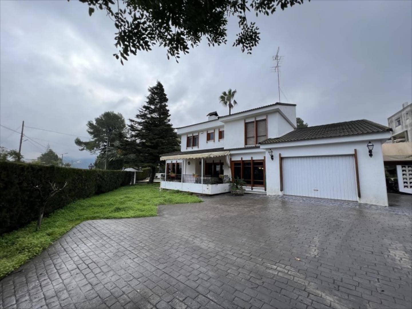 5 bedroom Flat for sale in Alzira with pool - € 495,000 (Ref: 9505964)