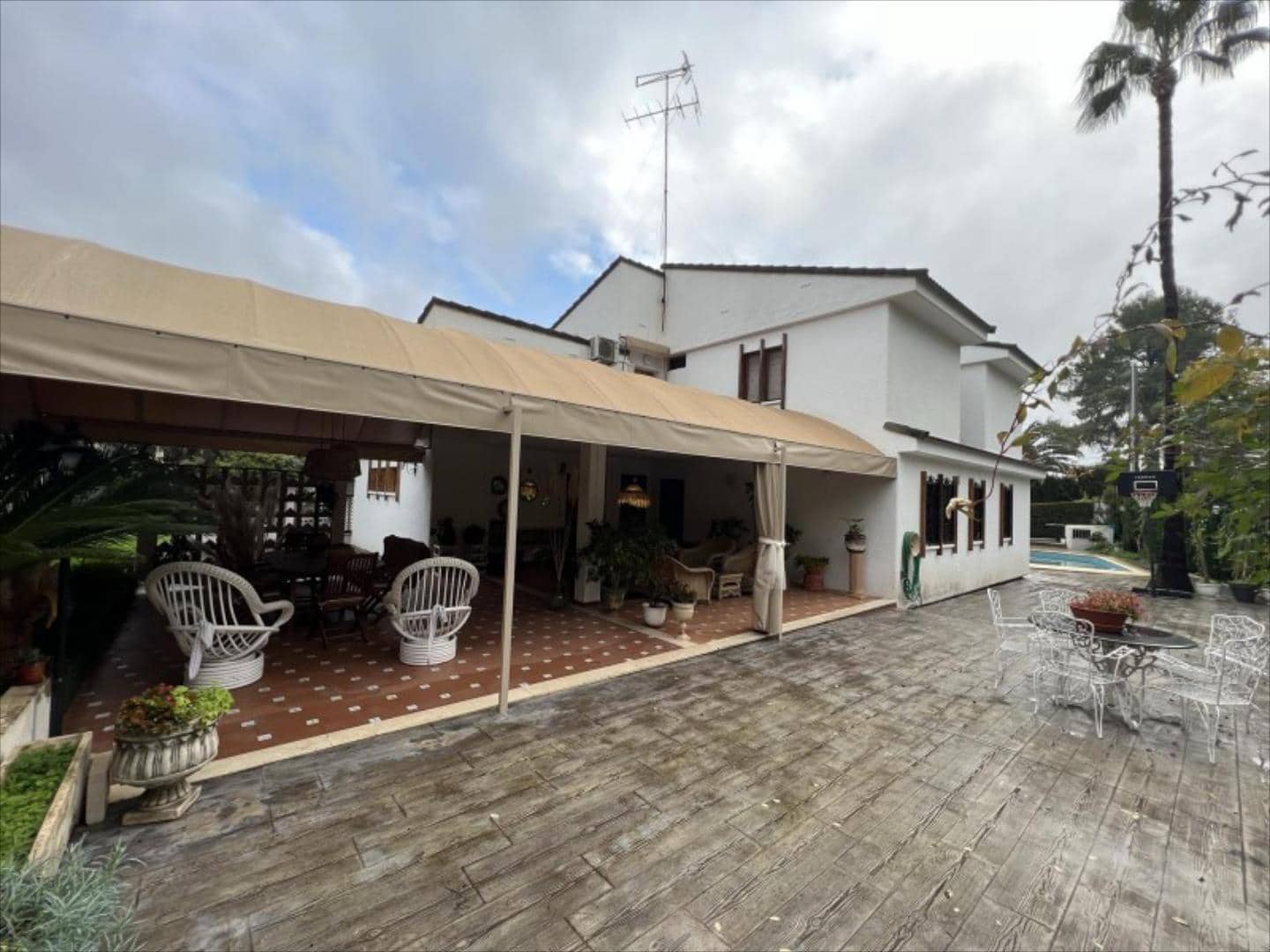 5 bedroom Flat for sale in Alzira with pool - € 495,000 (Ref: 9505964)