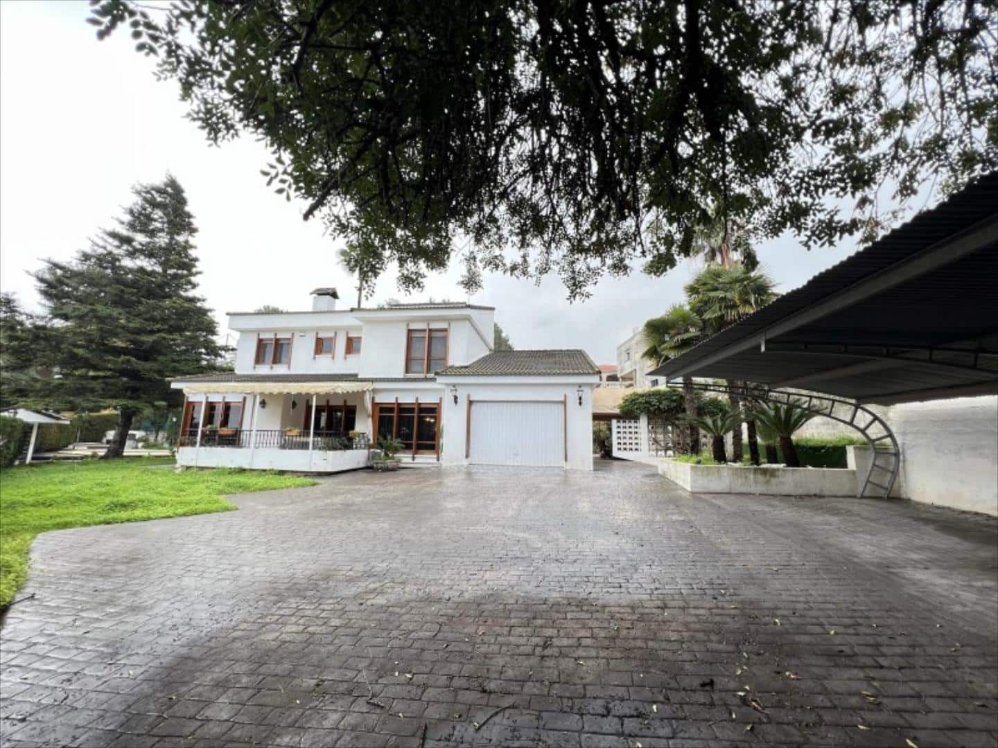 5 bedroom Flat for sale in Alzira with pool - € 495,000 (Ref: 9505964)