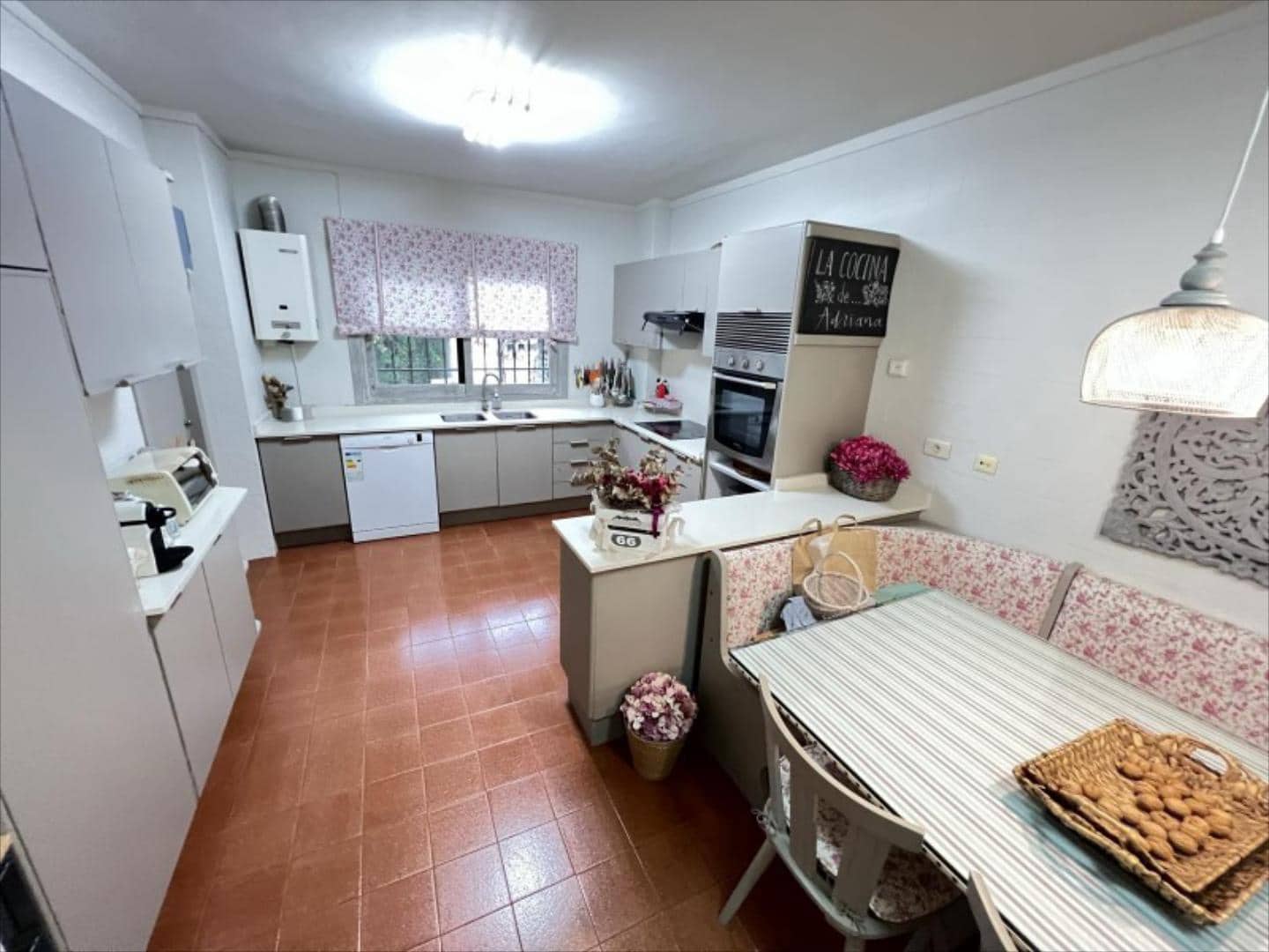 5 bedroom Flat for sale in Alzira with pool - € 495,000 (Ref: 9505964)