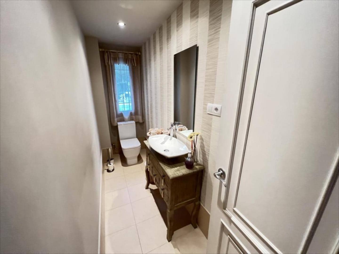 5 bedroom Flat for sale in Alzira with pool - € 495,000 (Ref: 9505964)