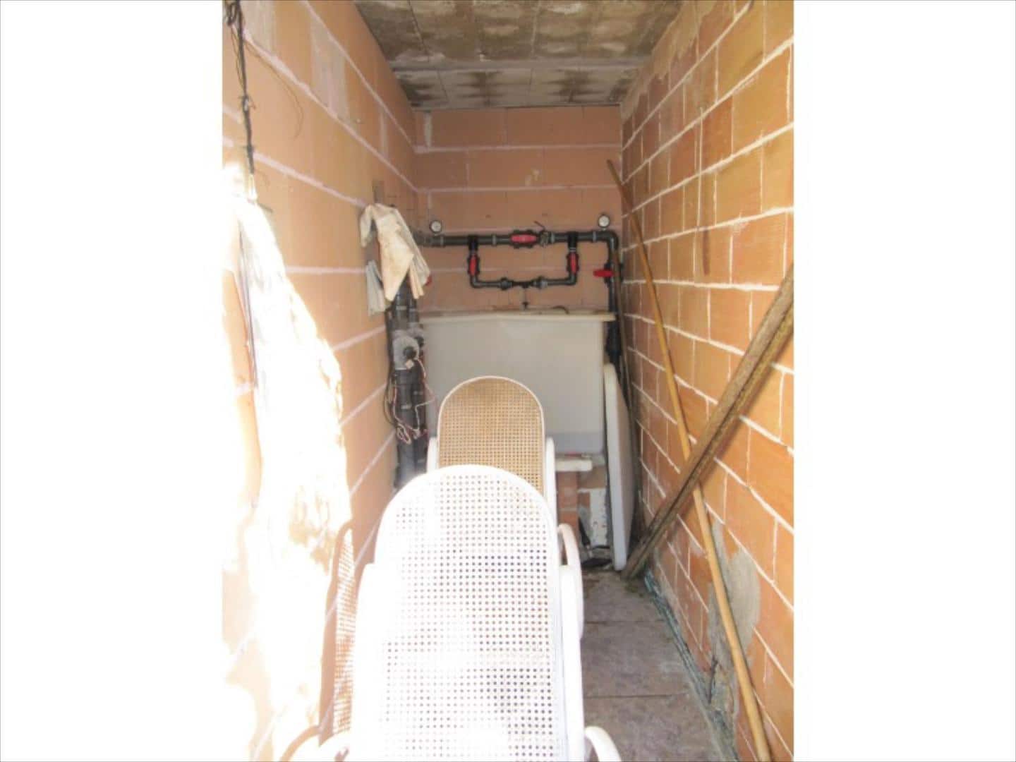 Finca/Country House for sale in Barxeta - € 70,000 (Ref: 9505966)