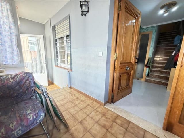 4 bedroom Townhouse for sale in Guadassuar - € 220,000 (Ref: 9505967)