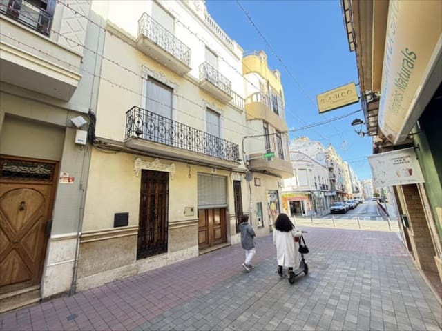 6 quarto Casa em Banda para venda em Alzira - 375 000 € (Ref: 9505968)