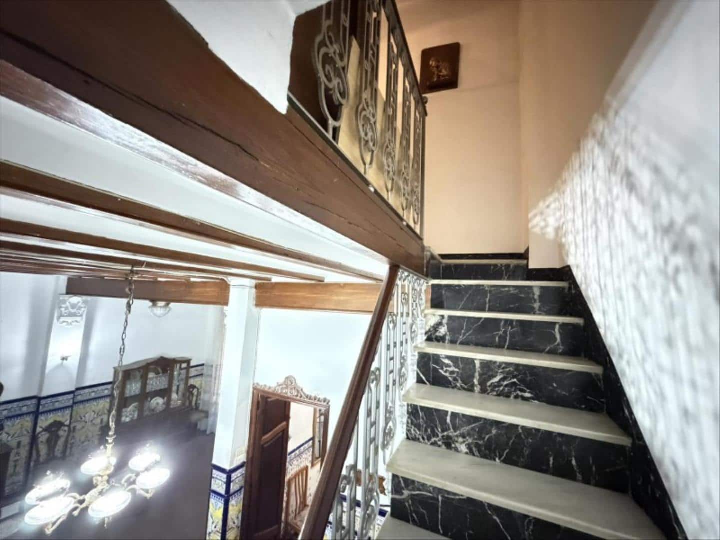 6 quarto Casa em Banda para venda em Alzira - 375 000 € (Ref: 9505968)