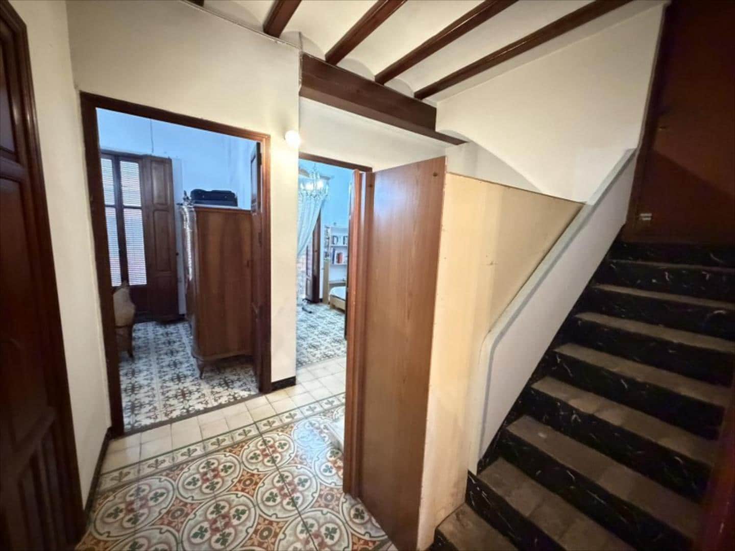 6 quarto Casa em Banda para venda em Alzira - 375 000 € (Ref: 9505968)