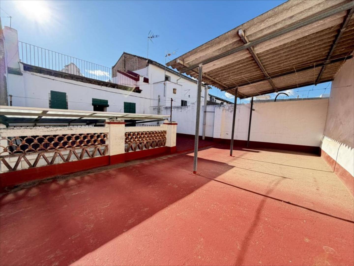 6 quarto Casa em Banda para venda em Alzira - 375 000 € (Ref: 9505968)
