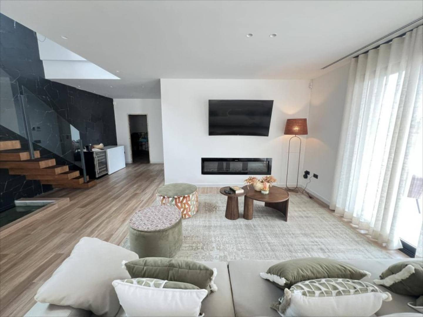 5 bedroom Villa for sale in Alzira with pool - € 995,000 (Ref: 9505971)