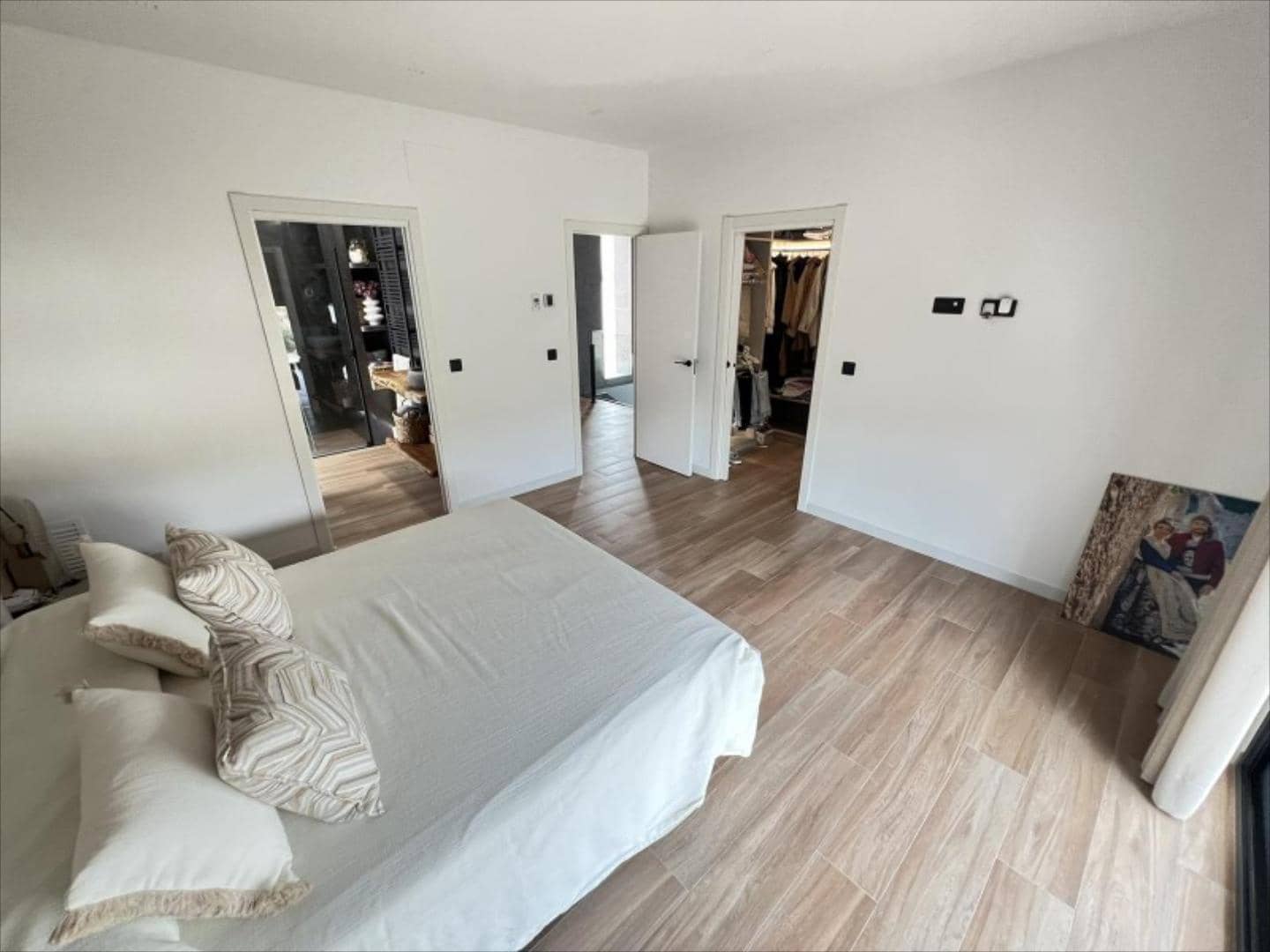 5 bedroom Villa for sale in Alzira with pool - € 995,000 (Ref: 9505971)