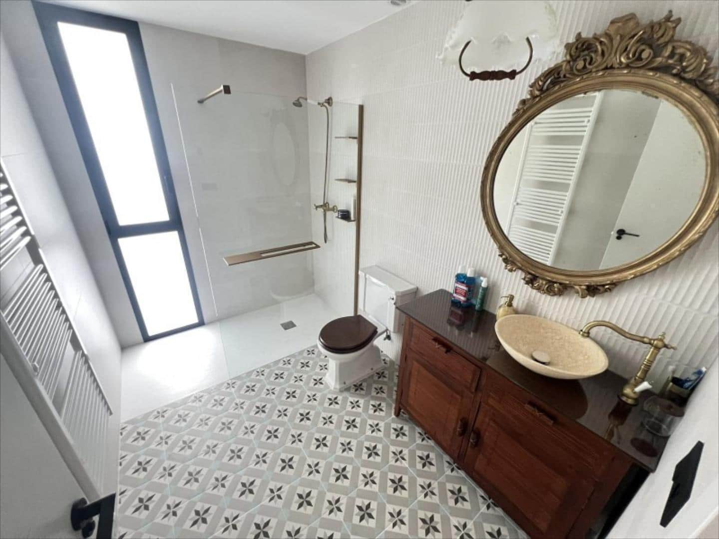 5 bedroom Villa for sale in Alzira with pool - € 995,000 (Ref: 9505971)