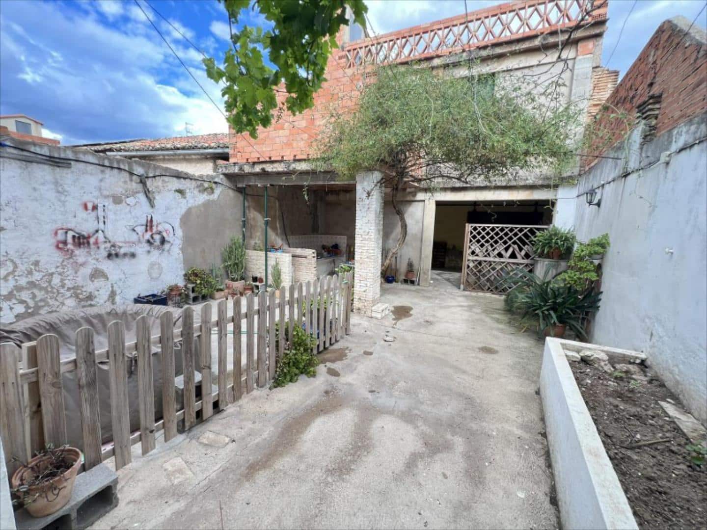 5 sovrum Hus till salu i La Pobla Llarga - 145 000 € (Ref: 9506976)