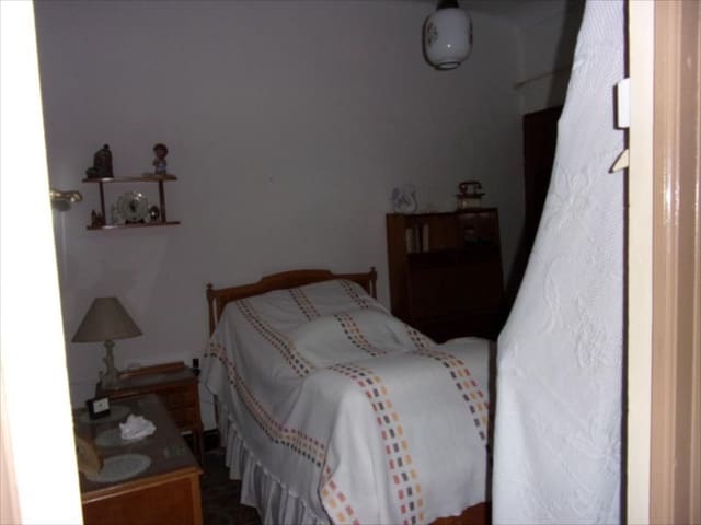 3 makuuhuone Omakotitalo myytävänä paikassa Alzira - 350 000 € (Ref: 9508753)