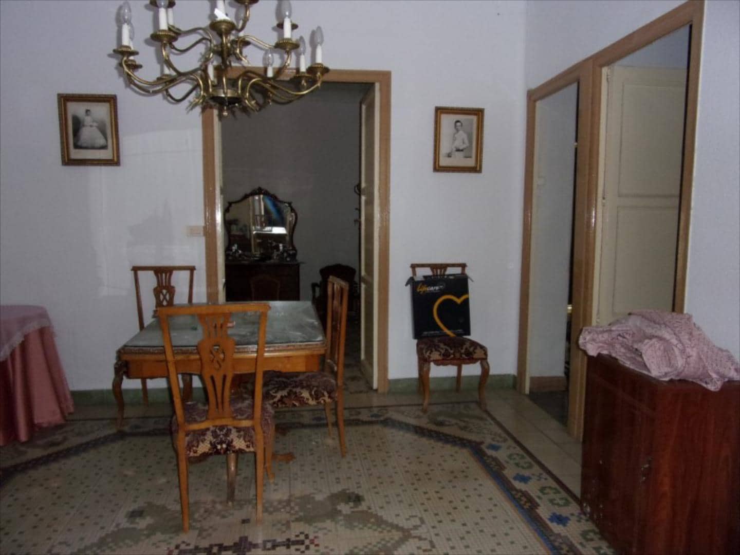 3 soveværelse Byhus til salg i Alzira - € 350.000 (Ref: 9508753)