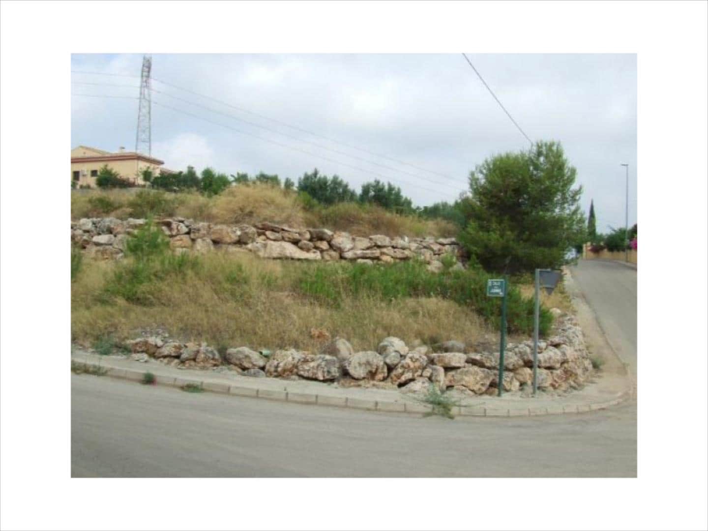 Tontti myytävänä paikassa Alberic - 65 000 € (Ref: 9508755)