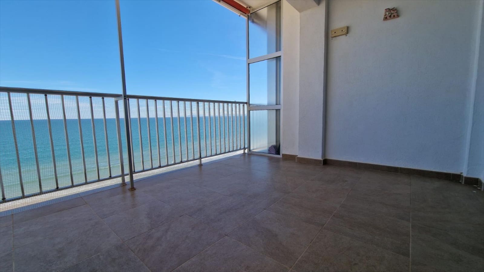 4 slaapkamer Appartement te koop in Cullera - € 300.000 (Ref: 9623002)