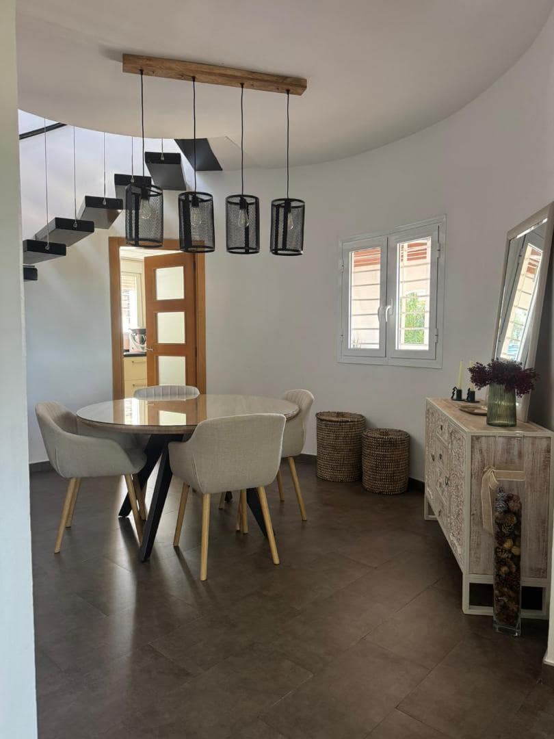 3 slaapkamer Villa te koop in Alberic met zwembad - € 370.000 (Ref: 9626661)