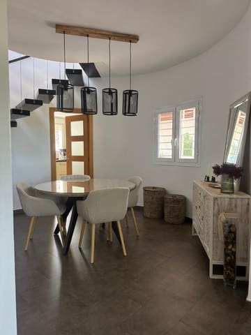 3 slaapkamer Villa te koop in Alberic met zwembad - € 370.000 (Ref: 9626661)