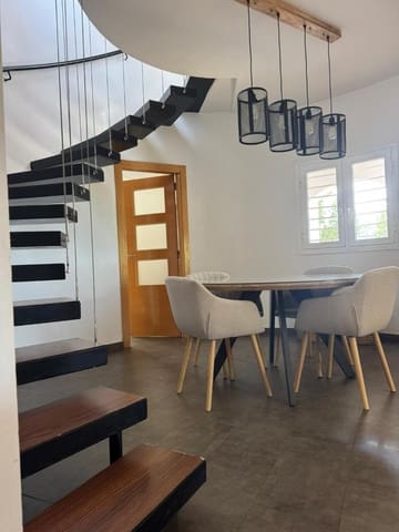 3 slaapkamer Villa te koop in Alberic met zwembad - € 370.000 (Ref: 9626661)