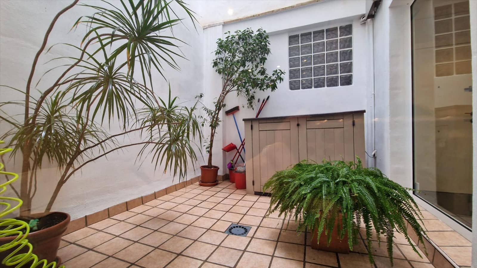 2 makuuhuone Asunto myytävänä paikassa Alzira - 160 000 € (Ref: 9674784)