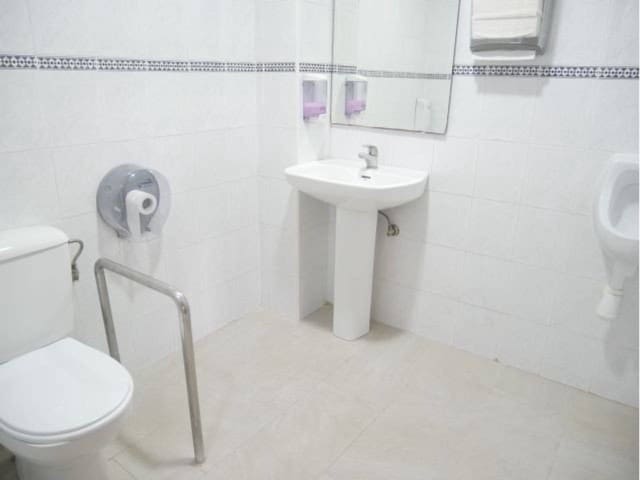 Commercial for sale in Benirredrá - € 102,000 (Ref: 7820744)