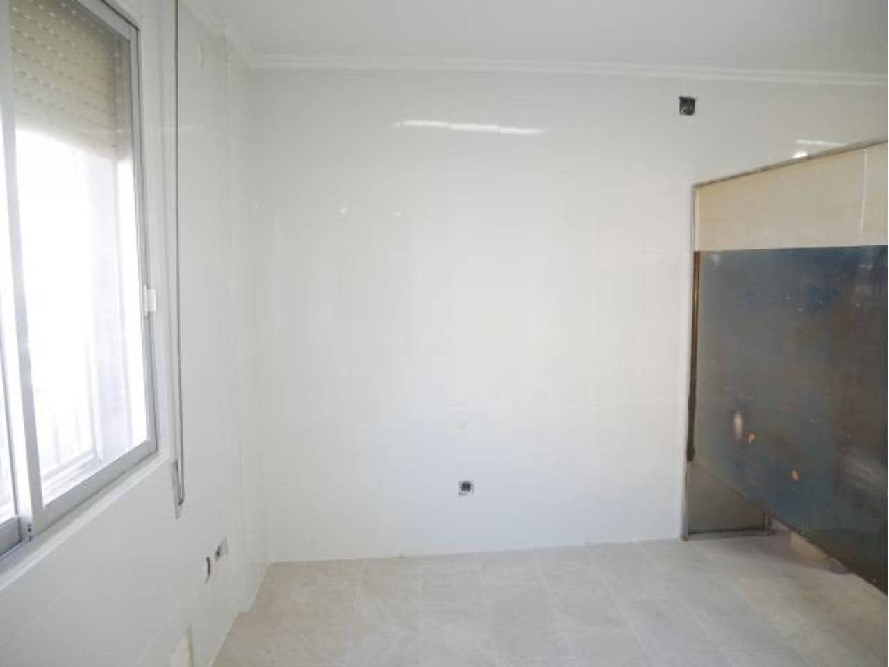 Commerciale in vendita in Benirredra - 102.000 € (Rif: 7820744)