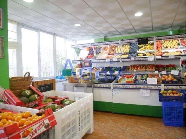 Commercial for sale in Xeraco - € 100,000 (Ref: 7820747)