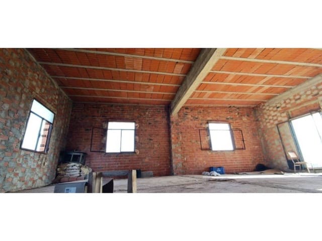 4 bedroom Finca/Country House for sale in Llaurí with garage - € 200,000 (Ref: 7820764)