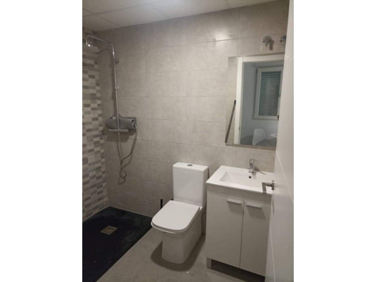 8 soveværelse Byhus til salg i Gandia - € 500.000 (Ref: 8441003)