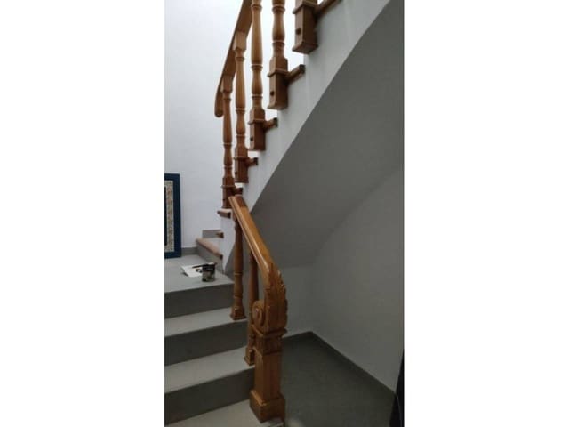 8 makuuhuone Omakotitalo myytävänä paikassa Gandia - 500 000 € (Ref: 8441003)