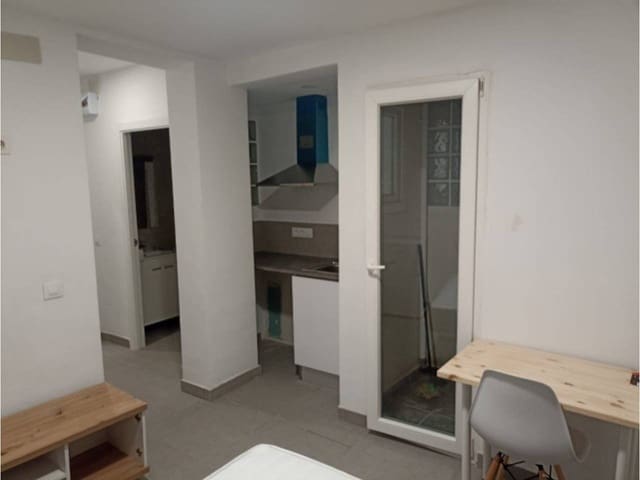 8 soverom Hus til salgs i Gandia - € 500 000 (Ref: 8441003)