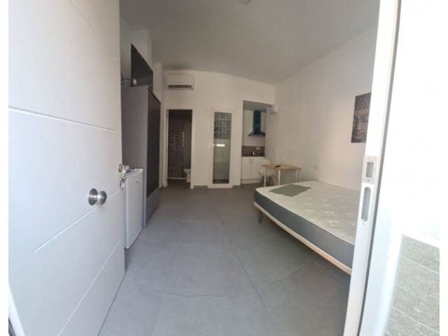 8 makuuhuone Omakotitalo myytävänä paikassa Gandia - 500 000 € (Ref: 8441003)