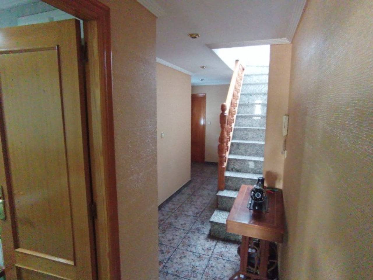 5 soveværelse Byhus til salg i Tavernes de la Valldigna - € 120.000 (Ref: 8481501)