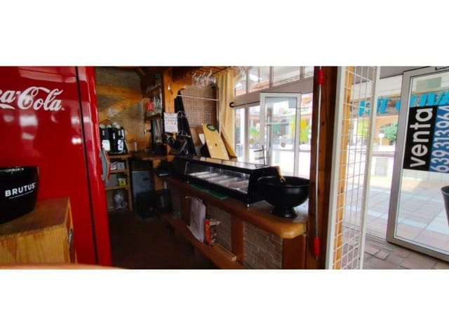 Local Commercial à vendre à Oliva - 179 996 € (Ref: 8842517)