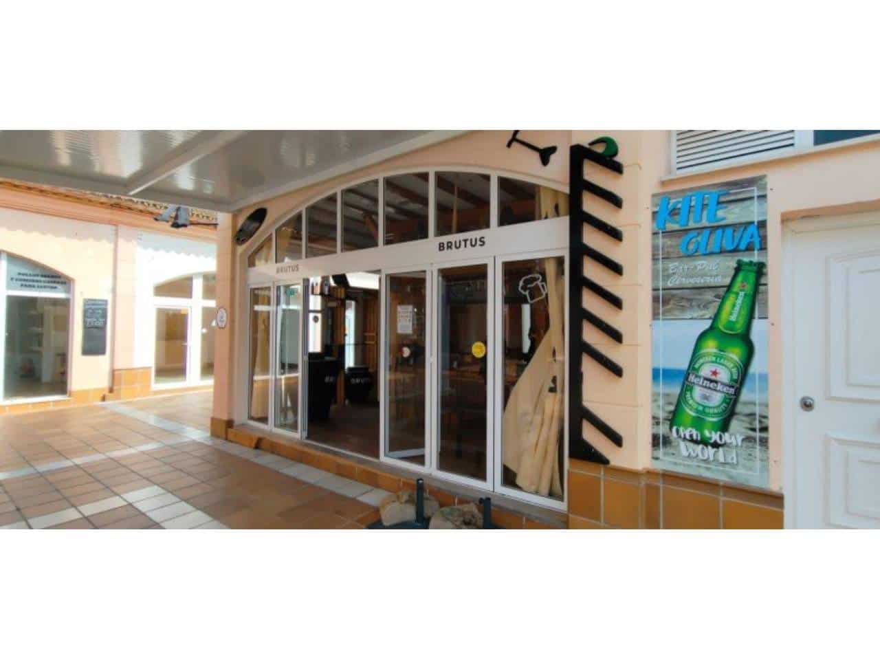 Local Commercial à vendre à Oliva - 179 996 € (Ref: 8842517)