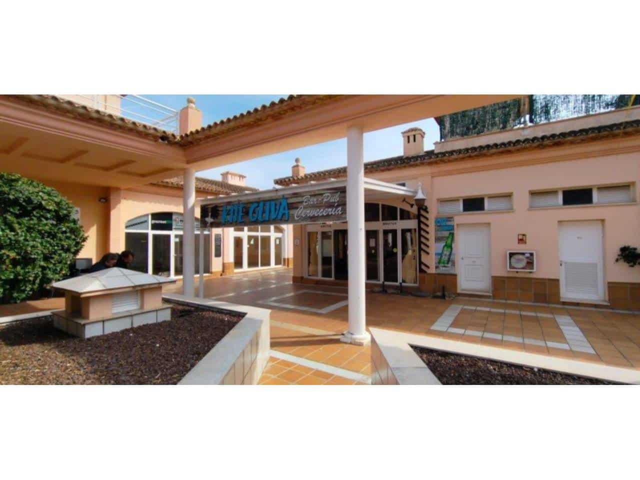 Local Commercial à vendre à Oliva - 179 996 € (Ref: 8842517)