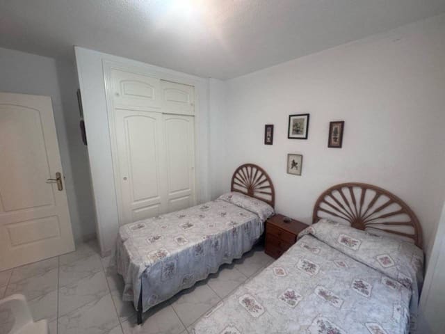 3 makuuhuone Asunto myytävänä paikassa Xeraco mukana uima-altaan 
autotalli - 230 000 € (Ref: 8977821)