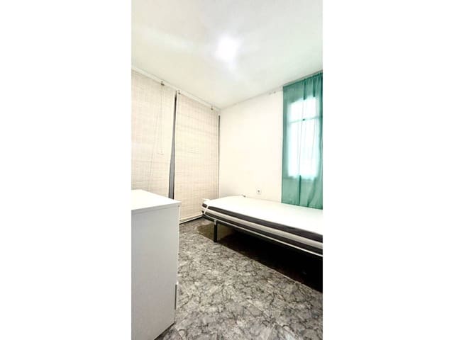 3 slaapkamer Flat te koop in Gandia - € 72.000 (Ref: 9107717)