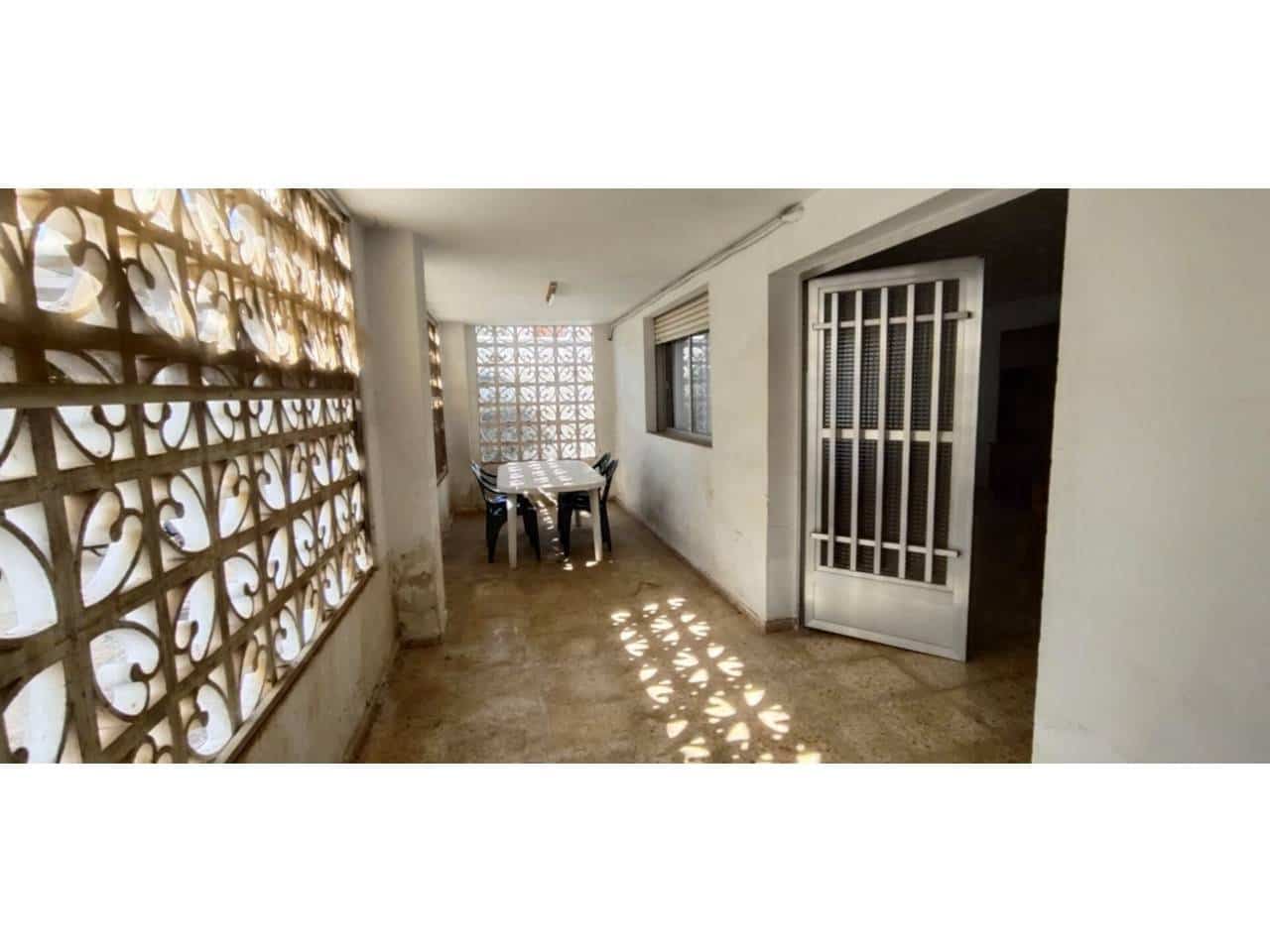 7 quarto Moradia para venda em Palma de Gandia com piscina - 290 000 € (Ref: 9107718)