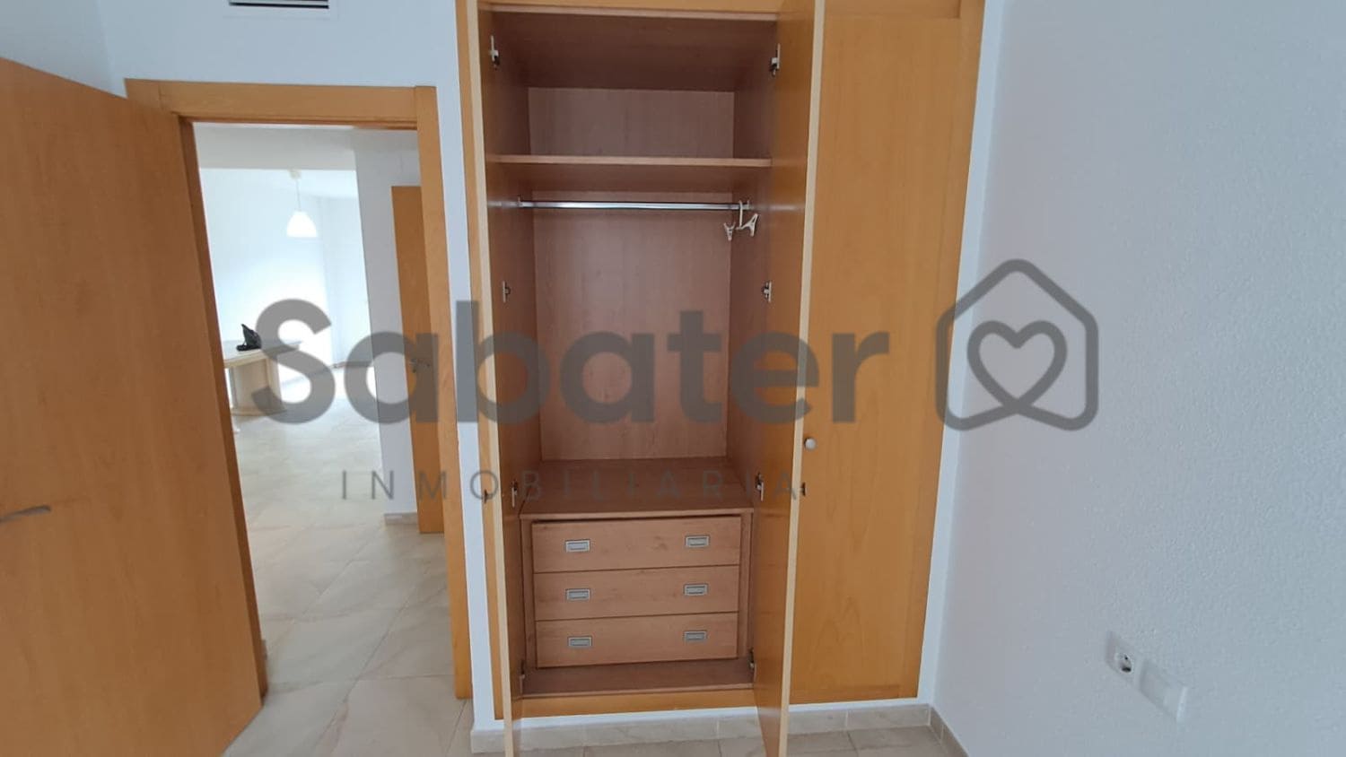 Piso de 2 habitaciones en Villalonga en venta con garaje - 135.000 € (Ref: 10061686)
