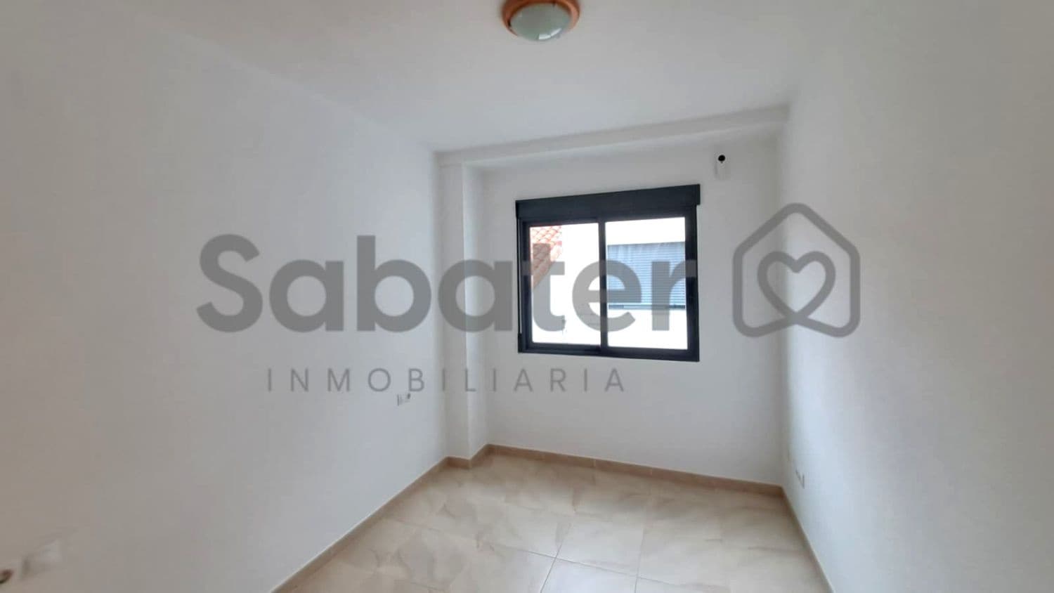 Piso de 2 habitaciones en Villalonga en venta con garaje - 135.000 € (Ref: 10061686)