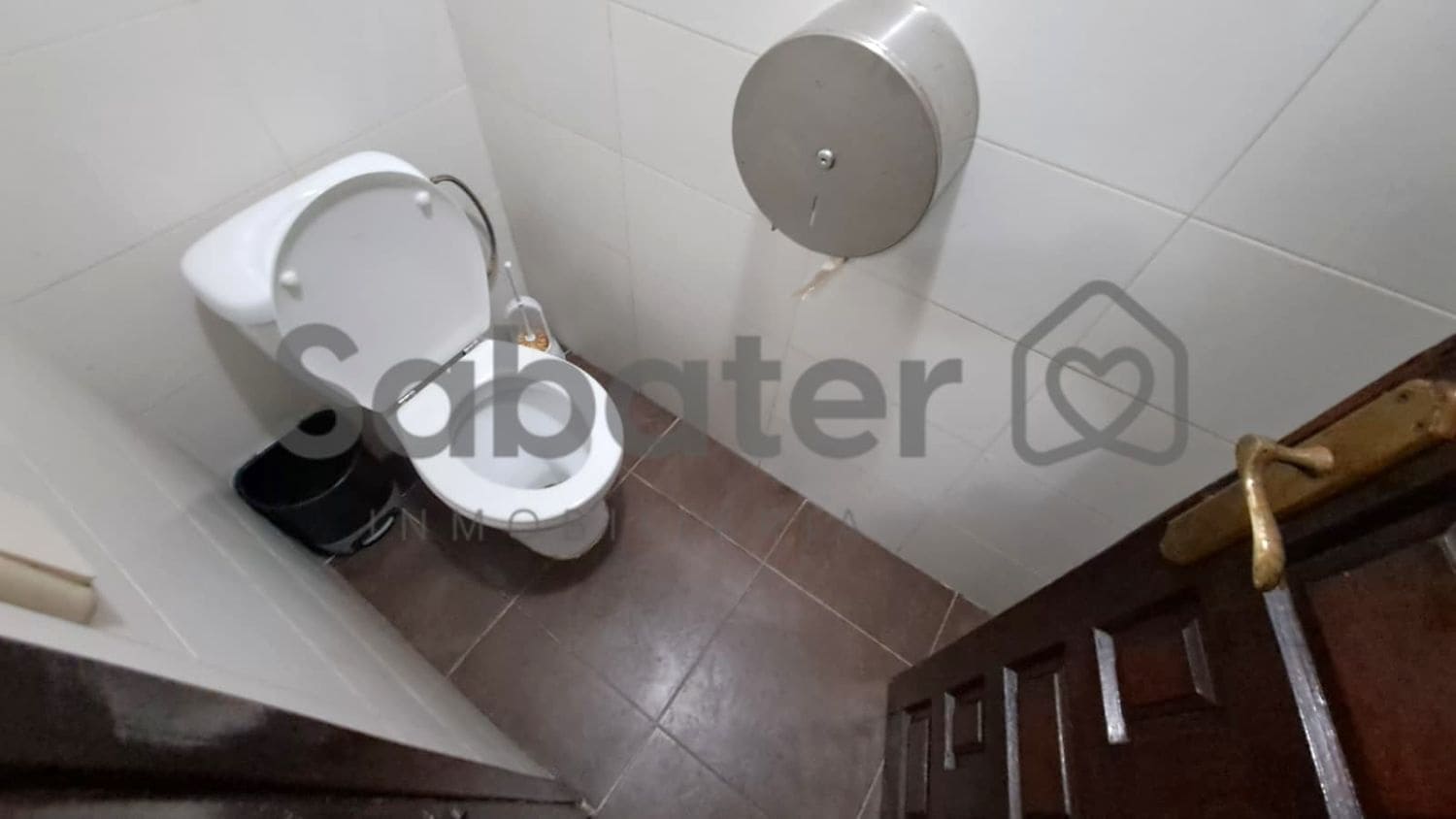 Commercial for sale in Piles - € 330,000 (Ref: 10061688)