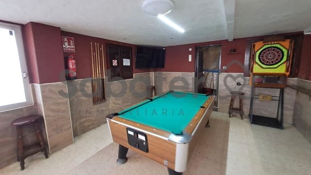 Commercial for sale in Piles - € 330,000 (Ref: 10061688)