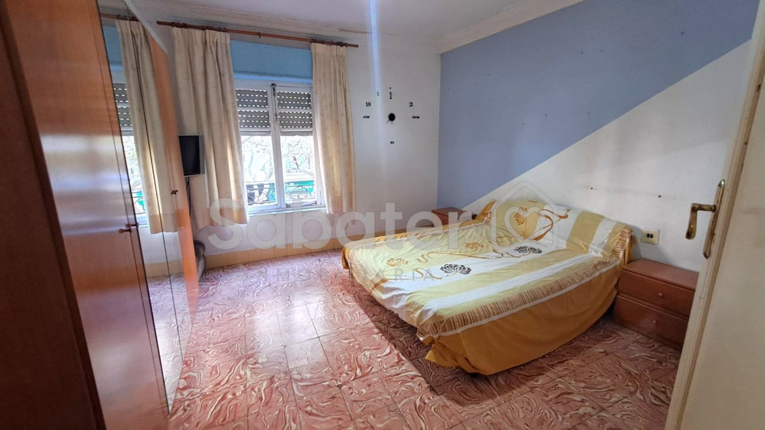 4 bedroom Flat for sale in Gandia - € 136,000 (Ref: 10119034)