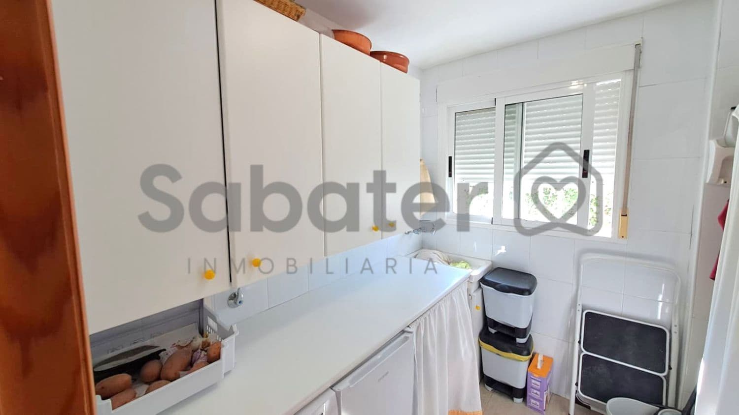 3 bedroom Villa for sale in Miramar with pool garage - € 420,000 (Ref: 10129016)