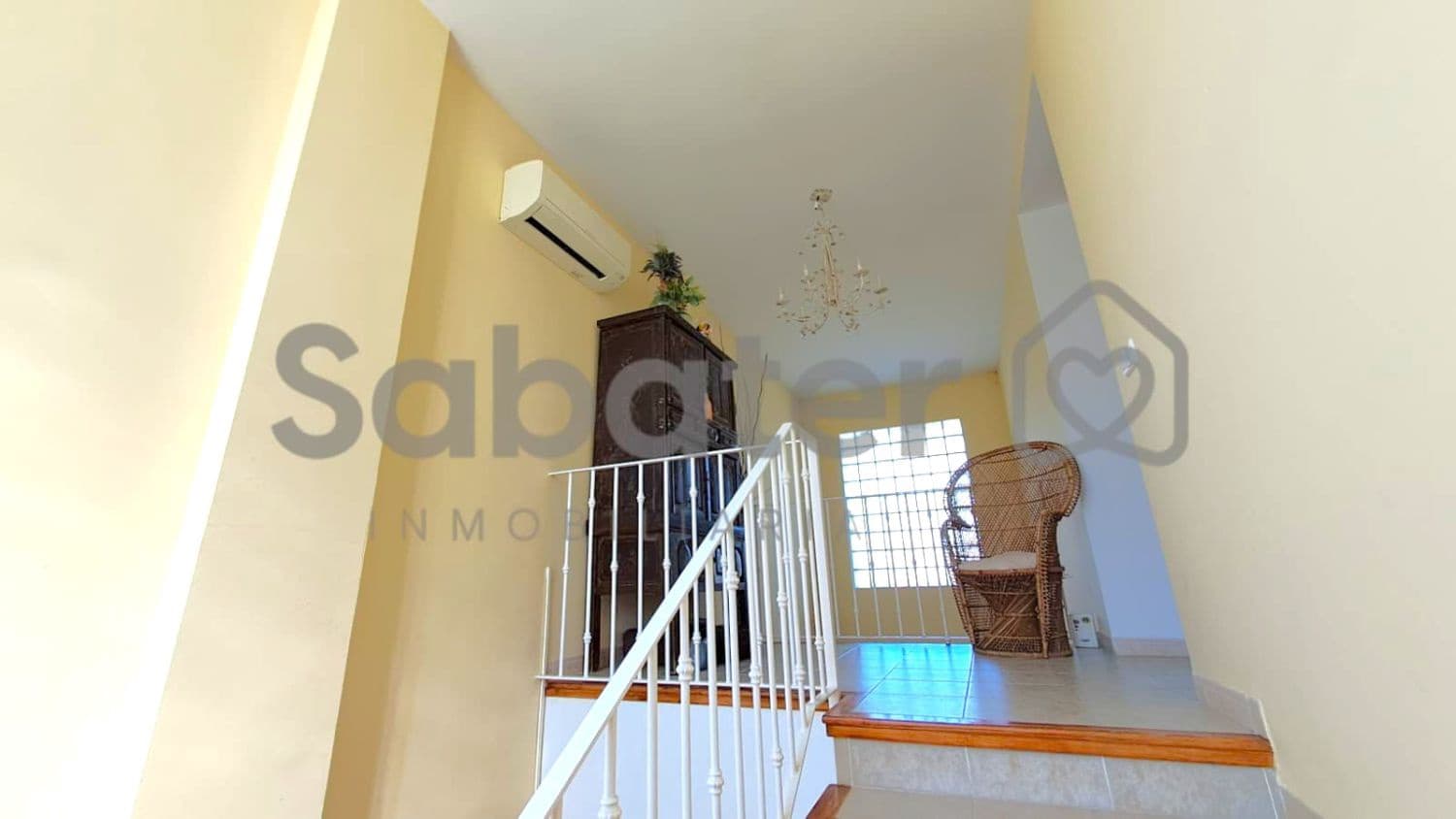 3 bedroom Villa for sale in Miramar with pool garage - € 420,000 (Ref: 10129016)