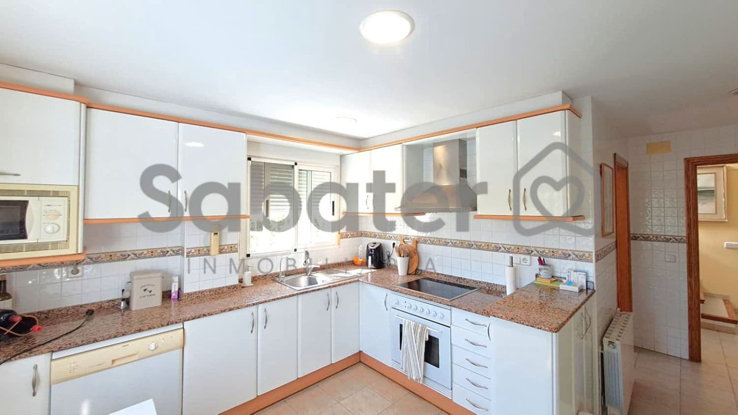 3 bedroom Villa for sale in Miramar with pool garage - € 420,000 (Ref: 10129016)