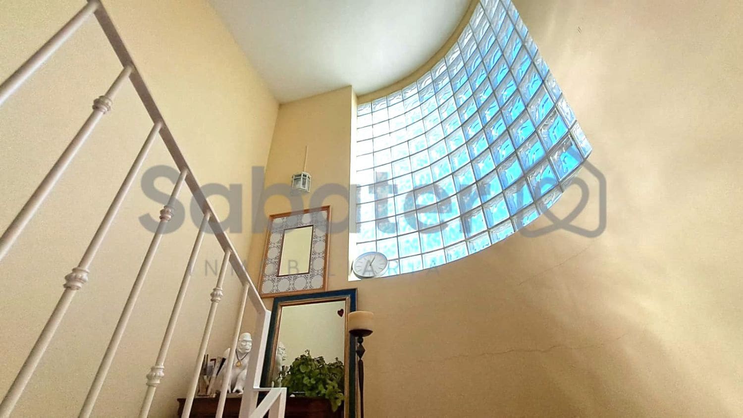 3 bedroom Villa for sale in Miramar with pool garage - € 420,000 (Ref: 10129016)