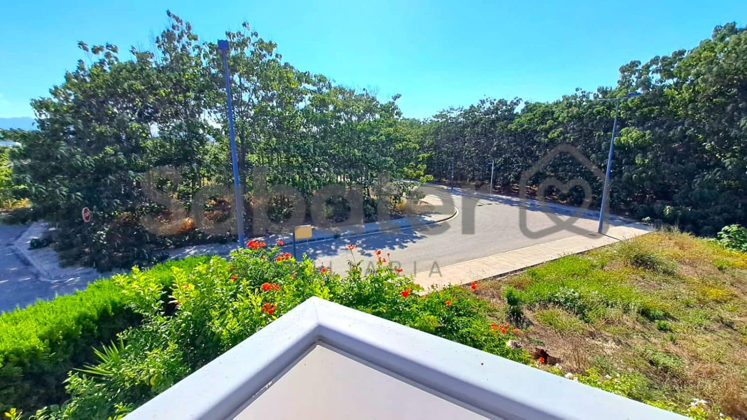 3 bedroom Villa for sale in Miramar with pool garage - € 420,000 (Ref: 10129016)