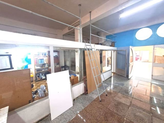 Comercial para venda em Gandia - 140 000 € (Ref: 8047997)