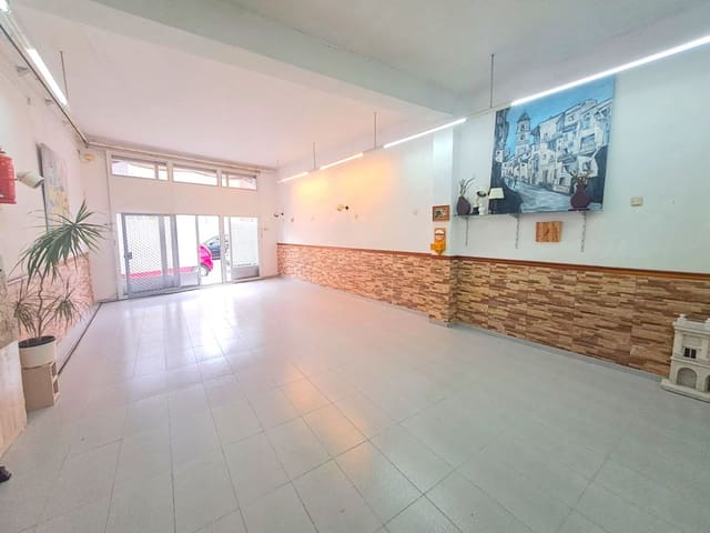 Comercial para venda em Gandia - 140 000 € (Ref: 8047997)